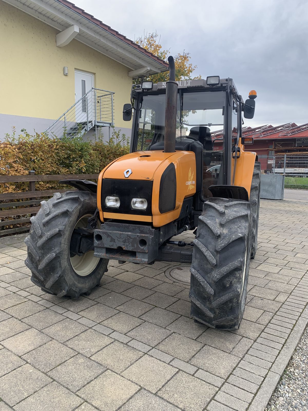 Renault Ceres 70 X-4 2