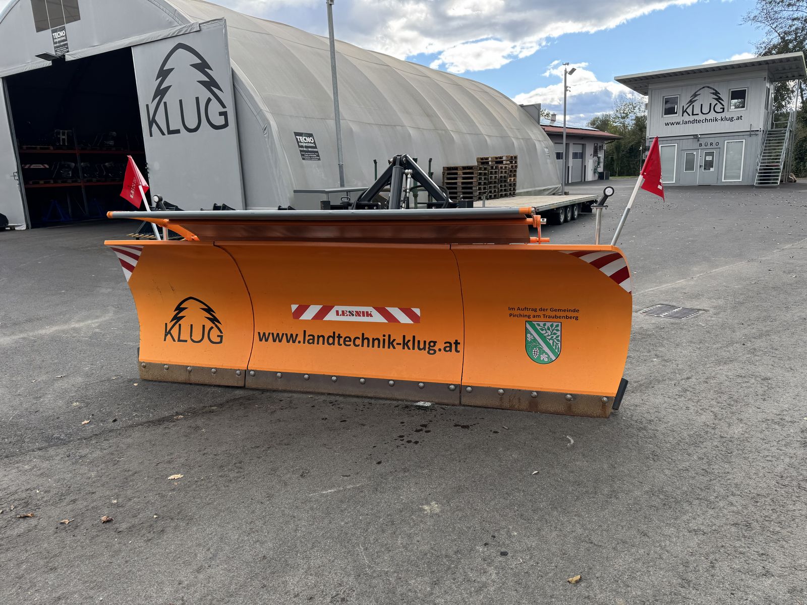 Lesnik SPE 33 Profischneepflug 3