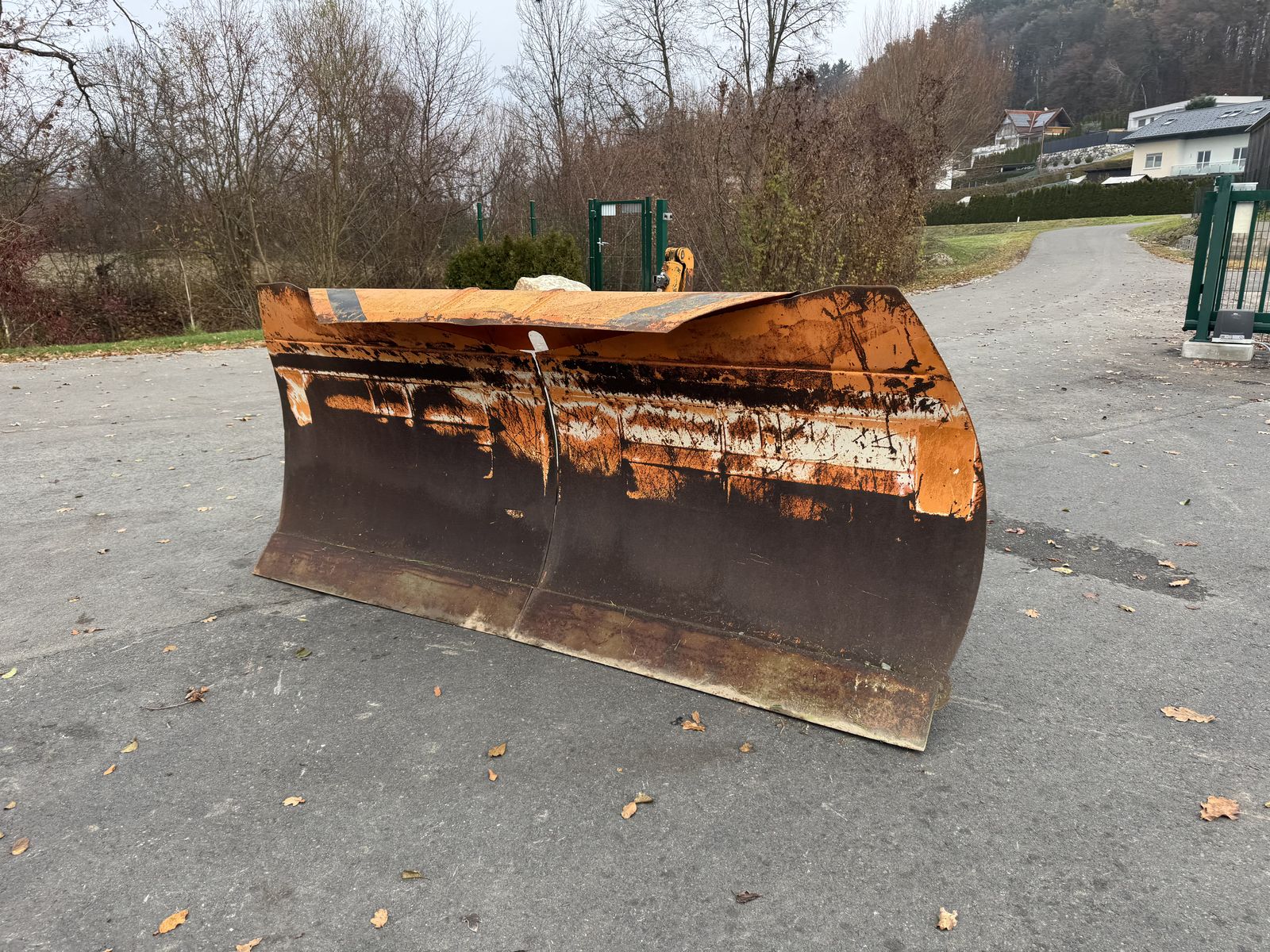 Hydrac Schneepflug 3.000mm mit Kommunalplattenanbau 2