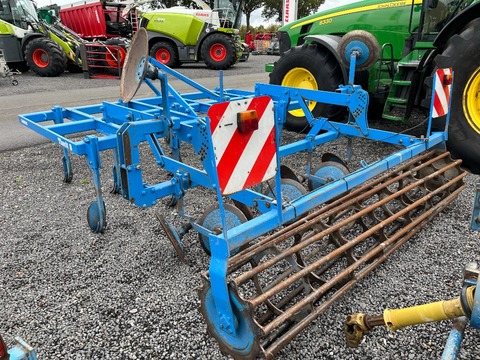 Lemken THORIT 8/300, Mulchsaatgrubber, zusätzlich Flüge