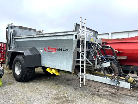 Fliegl ADS 120, 14 cbm, Abschiebe- Dungstreuer, Miststr