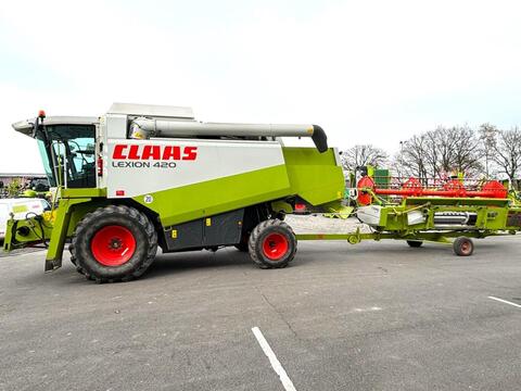 <strong>CLAAS LEXION 420 mit</strong><br />
