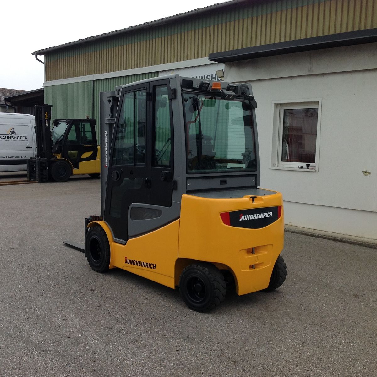 Jungheinrich EFG S30S 2