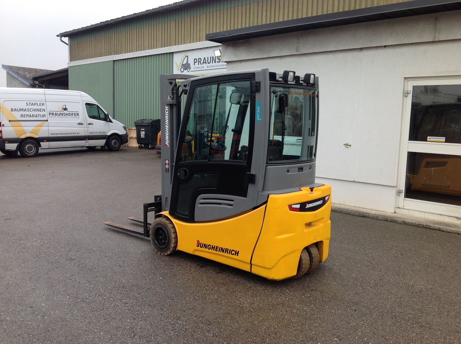 Jungheinrich EFG 220 2