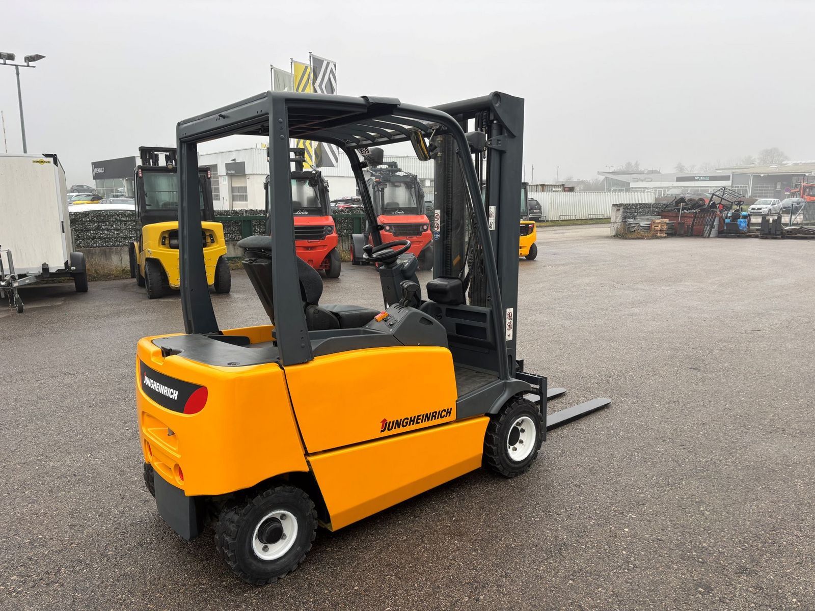 Jungheinrich EFG 320 3