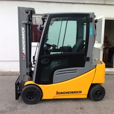 Jungheinrich EFG 320