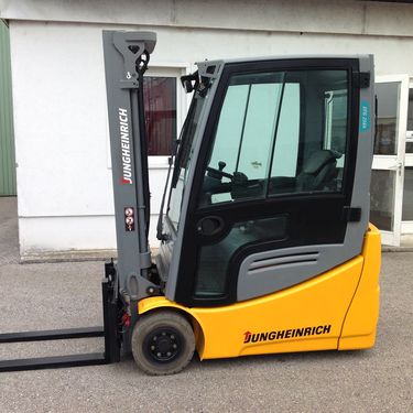 Jungheinrich EFG216K