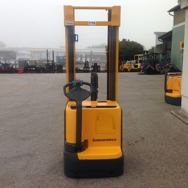 Jungheinrich EJC214z