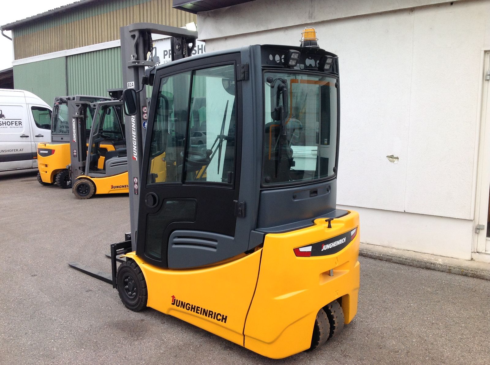 Jungheinrich EFG220 3