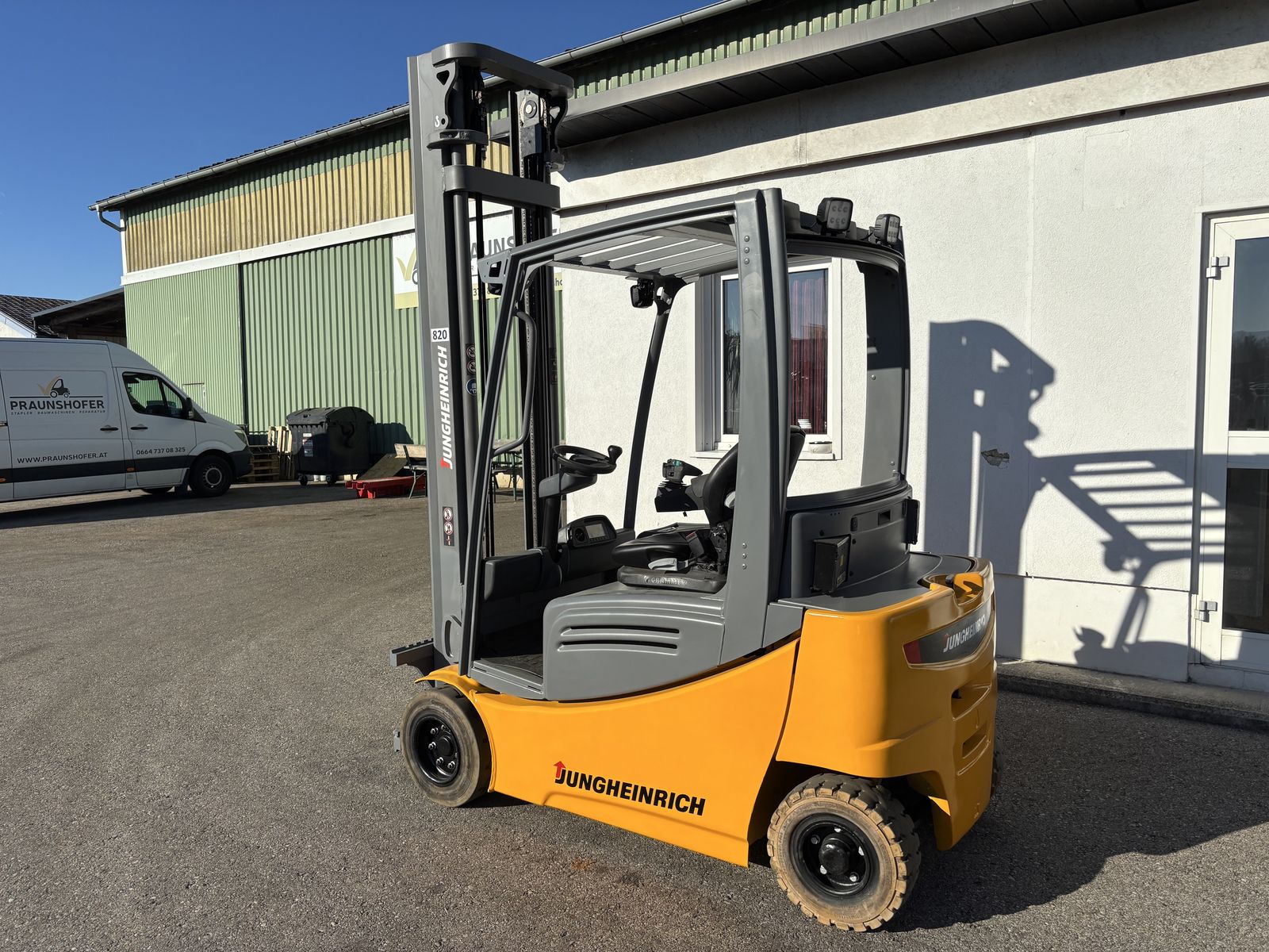 Jungheinrich EFG 320 2