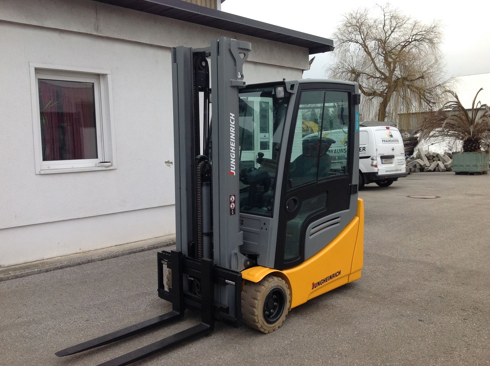 Jungheinrich EFG218K Batterie Neu 2