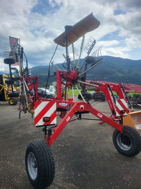Fella TS 1402 Seitenschwader