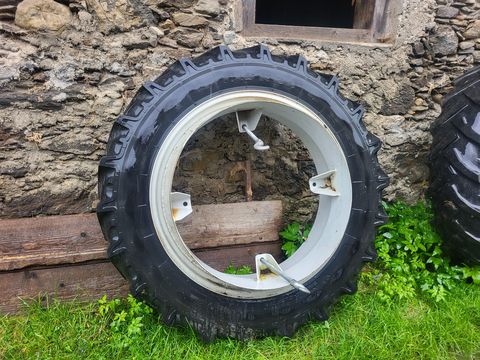 Sonstige Trinker Zwillingsräder 340/85R38