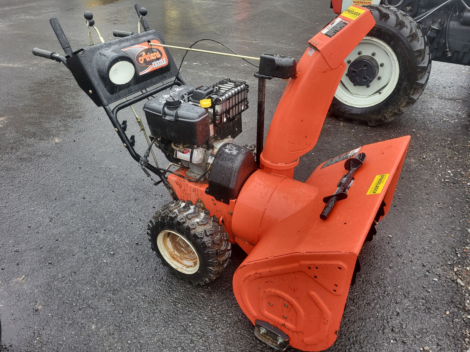Ariens ARIENS ST 1332 LE Schneefräse 1