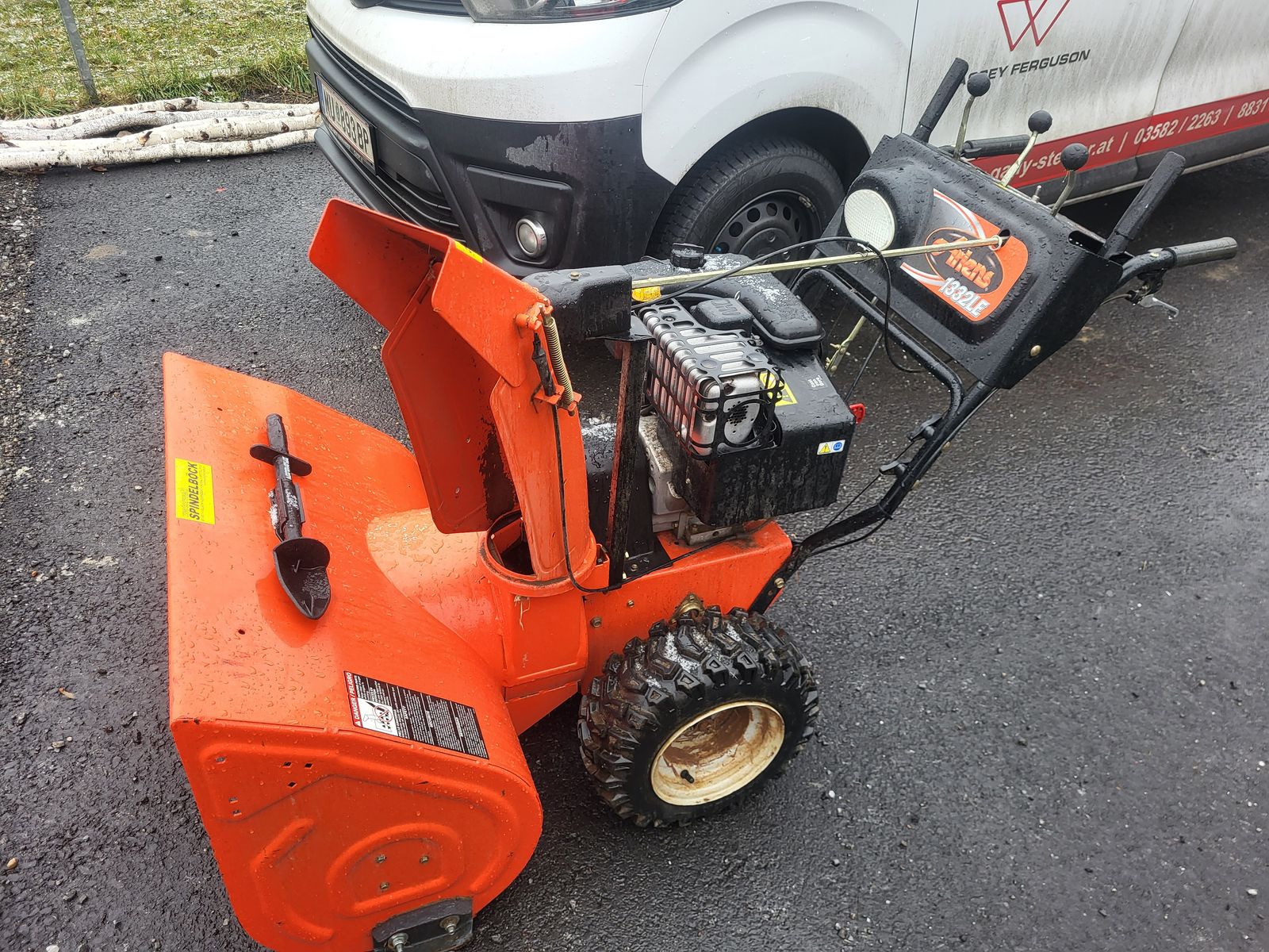 Ariens ARIENS ST 1332 LE Schneefräse 3