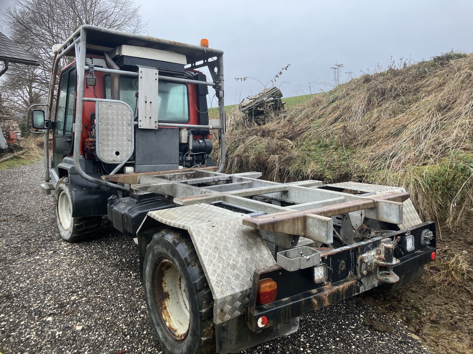 Lindner Lindner Unitrac 102L 1500 Stunden  3