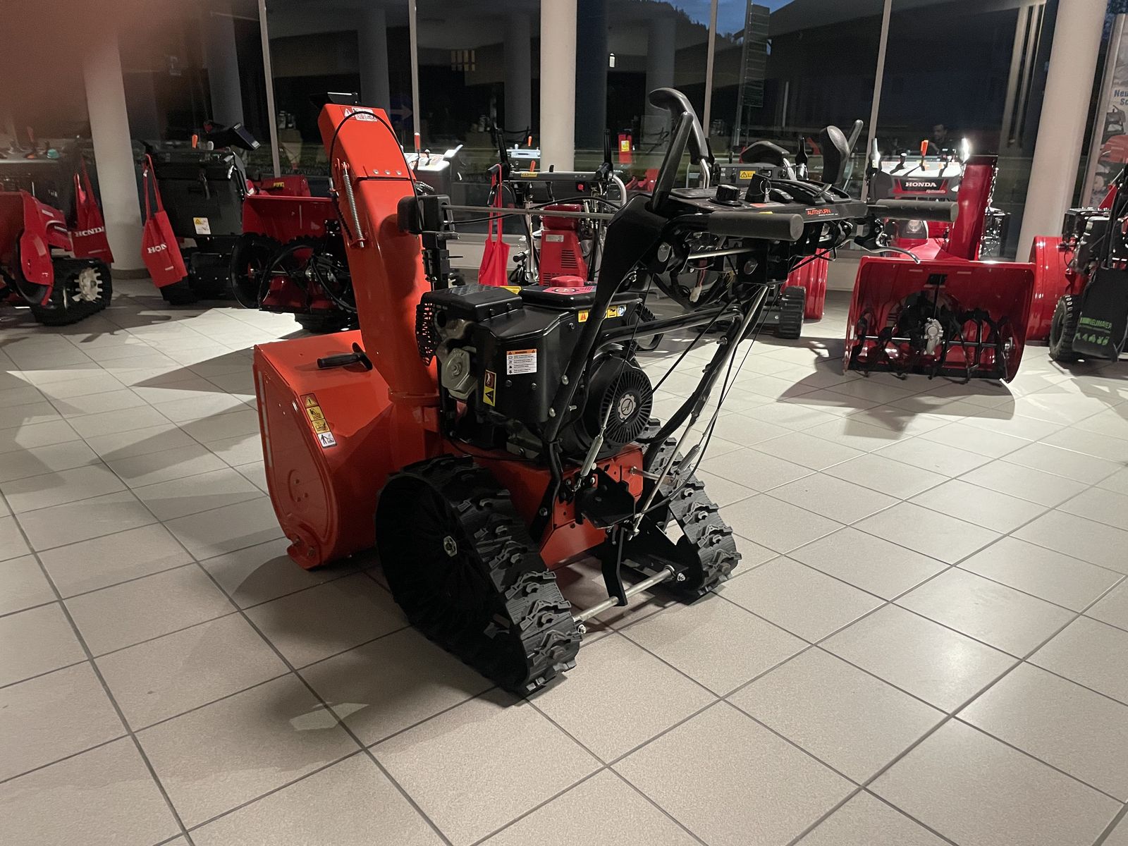 Ariens Deluxe ST28 DLET - NEUGERÄT 2