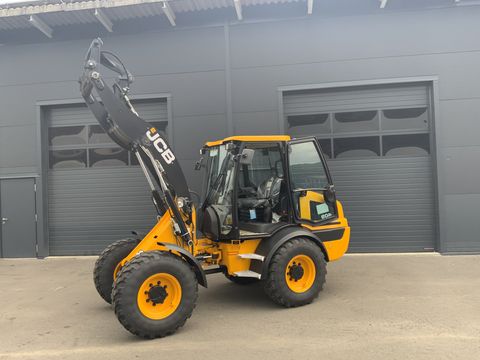 JCB 409 Agri