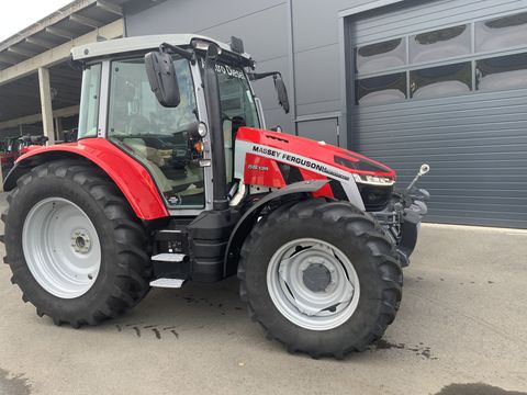 Massey Ferguson MF 5S.135 Dyna-6 Essential