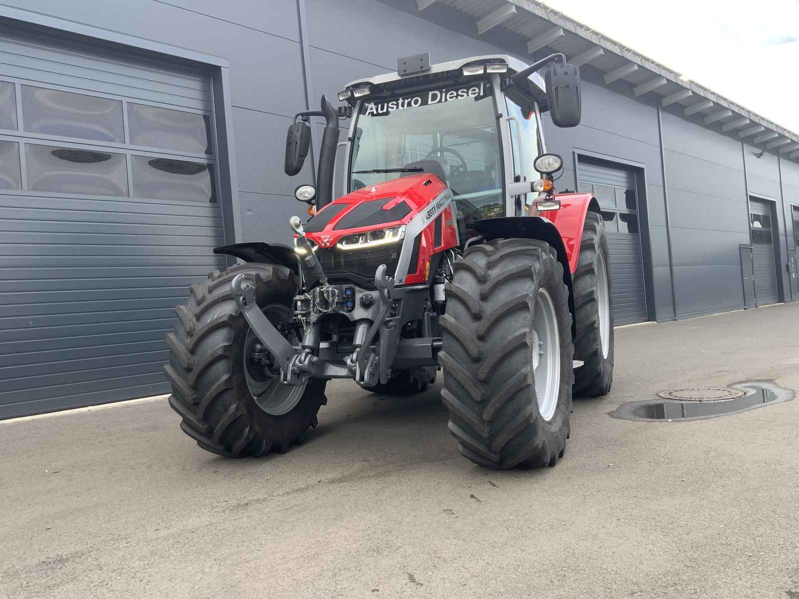 Massey Ferguson MF 5S.135 Dyna-6 Essential 3