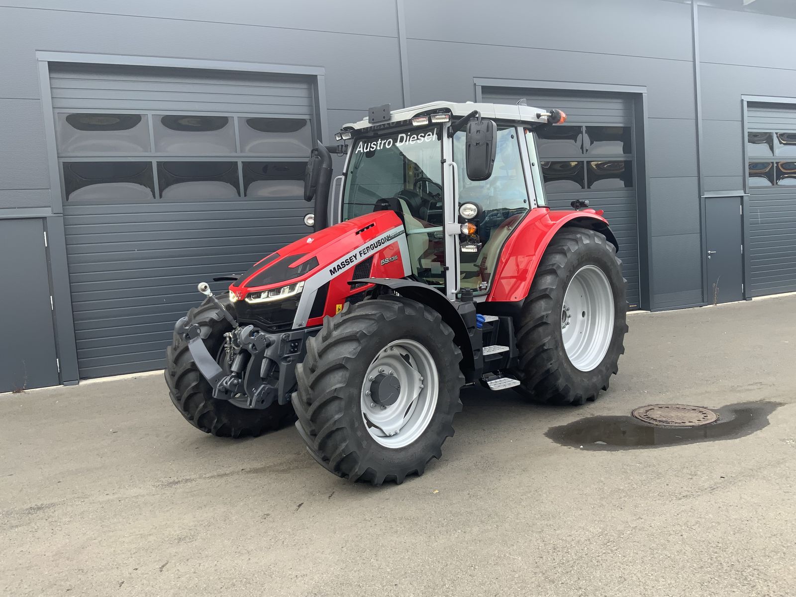 Massey Ferguson MF 5S.135 Dyna-6 Essential 2