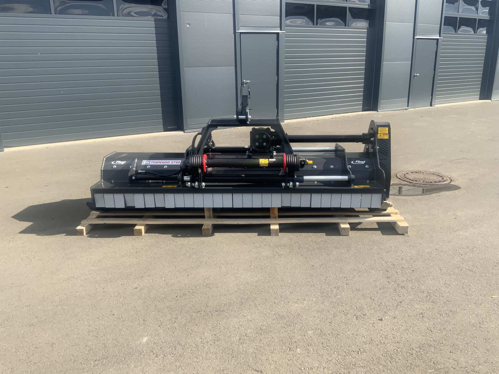 Fliegl Tornado 2750 2