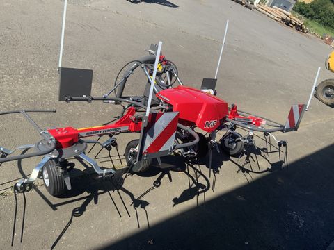 Massey Ferguson TD404DN