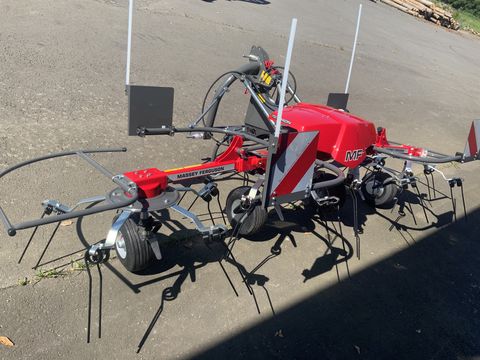 Massey Ferguson TD404DN