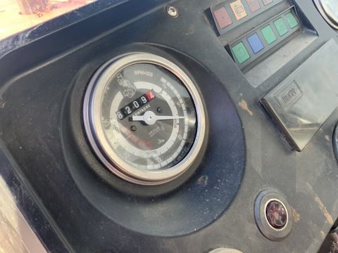 Massey Ferguson 284 S