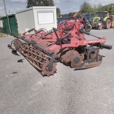 Gregoire Besson DLX PORTE 4.20 3