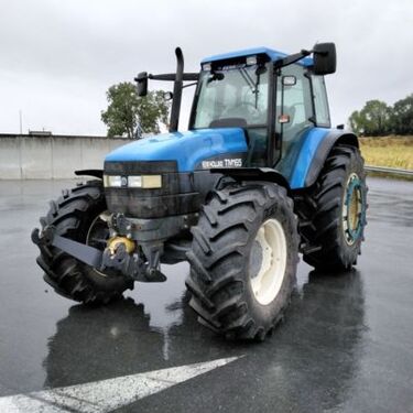 New Holland TM 165