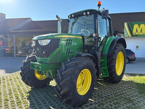 John Deere 6110M