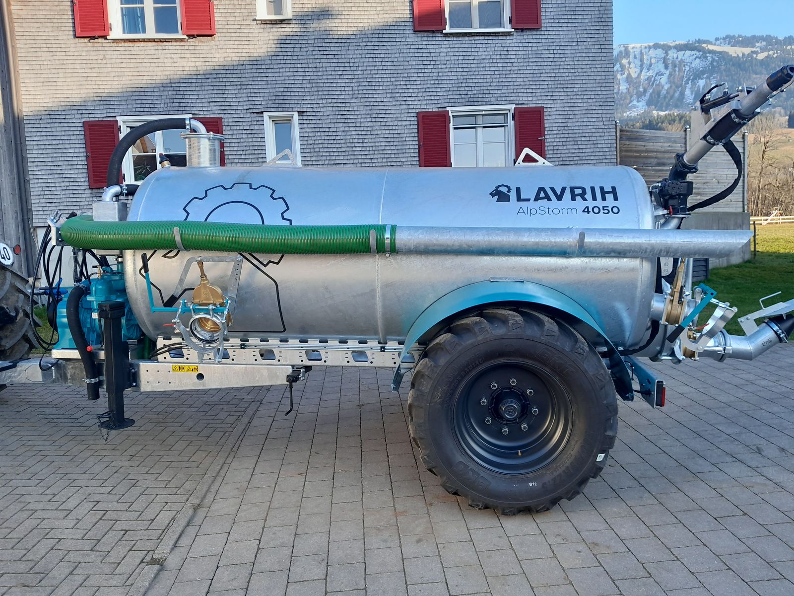 Lavrih AlpStorm 4050  2