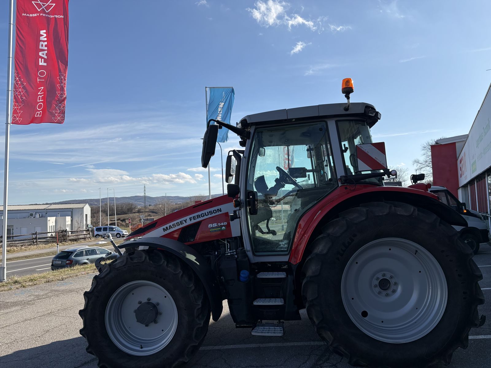 Massey Ferguson MF 5S.145 Dyna-6 Exclusive 3