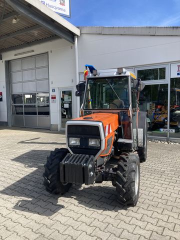 Massey Ferguson 274 V