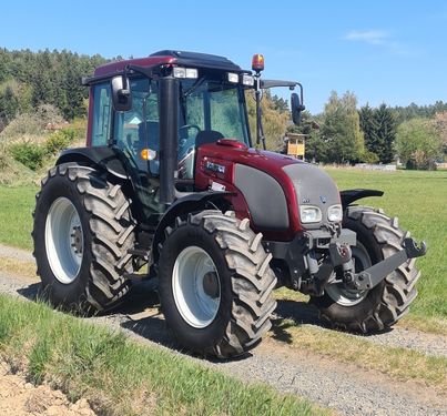 Valtra A 93H
