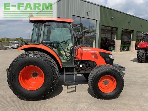 <strong>Kubota m8560 tractor</strong><br />