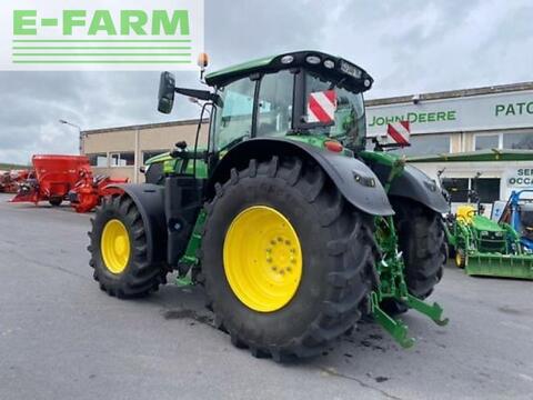 John Deere 6r215