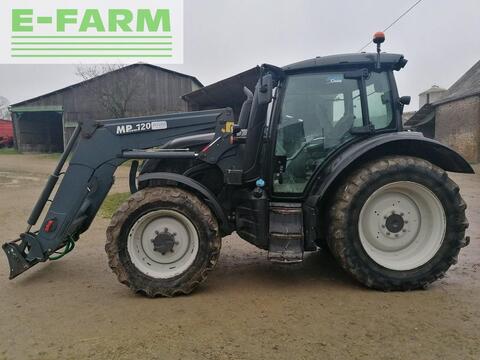 <strong>Valtra n 104 hitech5</strong><br />