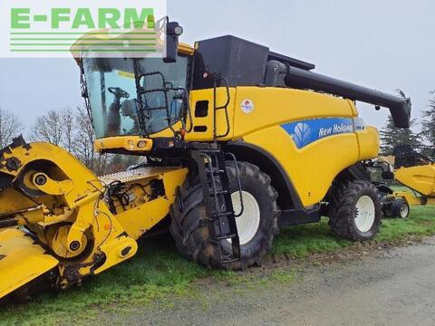 <strong>New Holland cr9060</strong><br />