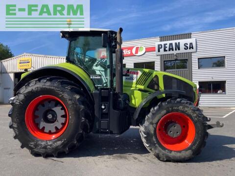 CLAAS axion 920