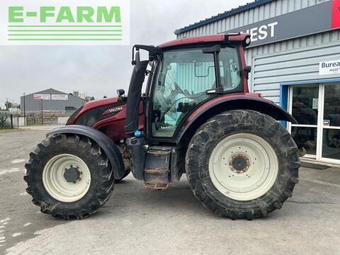 <strong>Valtra n134d</strong><br />