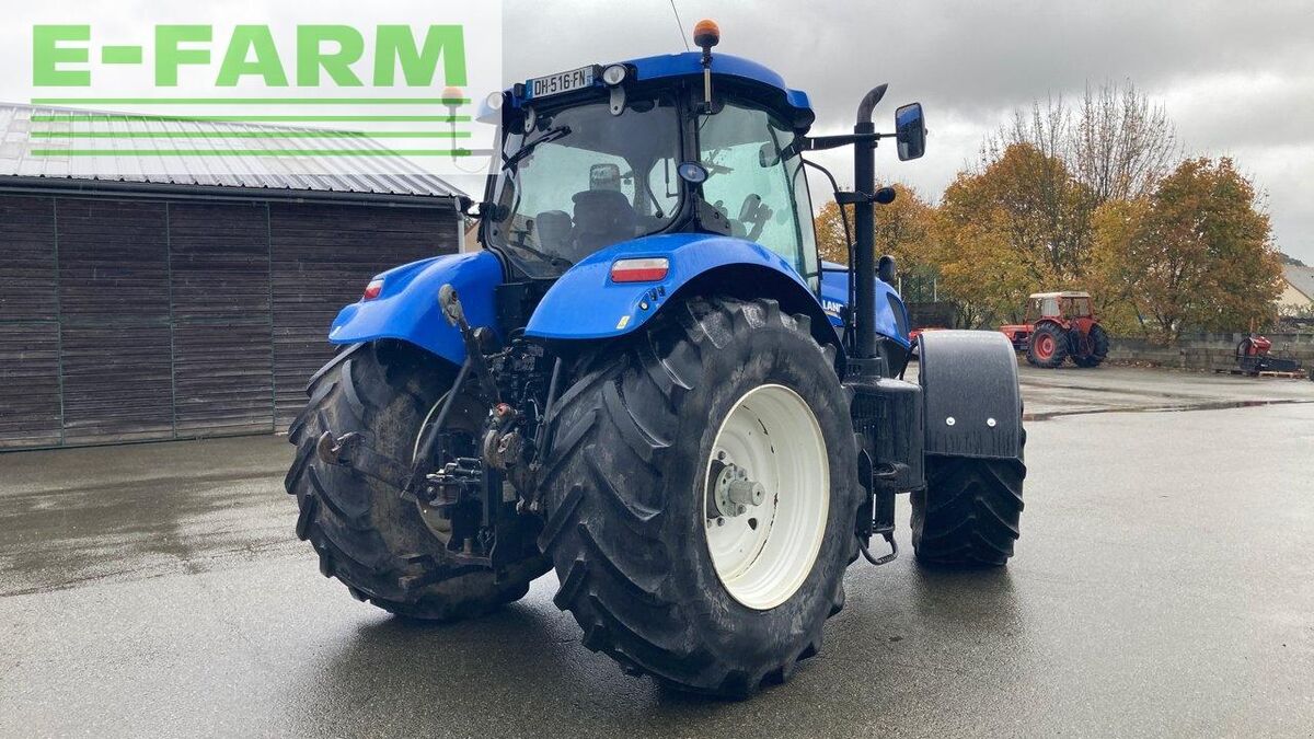 New Holland t7.220 - E-FARM GmbH - Landwirt.com