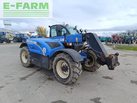 New Holland lm7.42