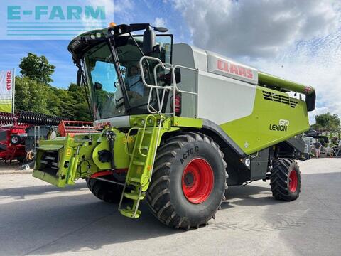 CLAAS LEXION 670 M T4F