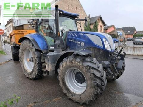 <strong>New Holland t7.210 a</strong><br />