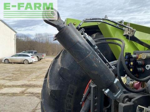 CLAAS xerion 3800 vc
