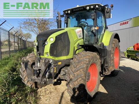 <strong>CLAAS axion 810 t4f </strong><br />