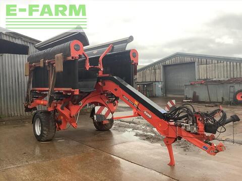 <strong>Kuhn MERGE MAXX 950</strong><br />