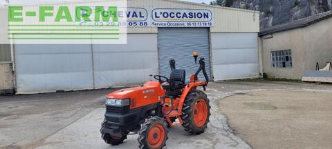 <strong>Kubota l3200</strong><br />